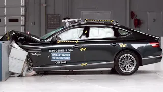 2024 Genesis G80 updated moderate overlap crash test (extended footage)