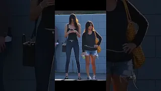 Kendall And Kourtney’s Height Difference tiktok thejenners2