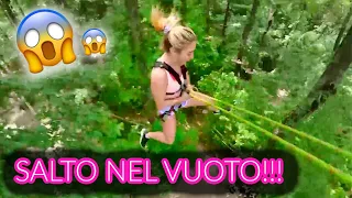 SALTO PAUROSO DA UN ALBERO!!!