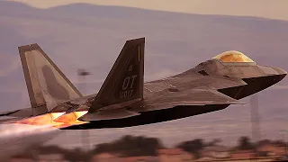 US F-22 Pilot Performs Crazy Vertical Takeoff