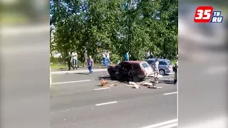 В Череповце столкнулись четыре автомобиля: один человек погиб
