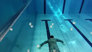 25m underwater with uniform