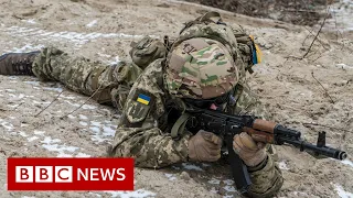 US and Russia hold “frank” talks over Ukraine tension - BBC News