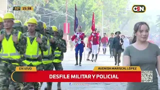 Desfile Militar y Policial por la Asunción de Santiago Peña