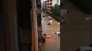 Unwetter - Schwimmende Autos juhu!