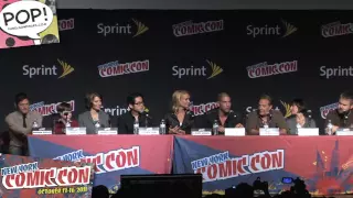 The Walking Dead, Season 2 Panel from New York Comic Con 2011! PanelsOnPages.com!