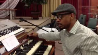 Learn To Play The Organ My-T-Sharp Style