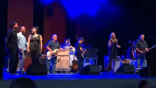 What's Going On - Los Lobos with Susan Tedeschi July 20, 2016