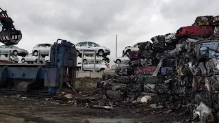 Car crushing Dublin Ireland part 1 of 2