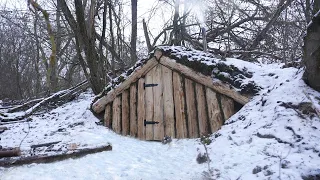 Building complete winter anglers dugout