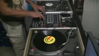 Mix Reggae Session 80's Roots &  Digital - Selecta Douroots