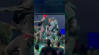 Davido - UNAVAILABLE / FEEL (Dance on Stage) #davido #timeless #dance #viral