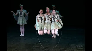 Танец со скакалками, Ансамбль "Ритмы детства". Dance with ropes, "Rhythms of Childhood" Ensemble.