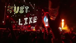 The Chainsmokers & Coldplay - Something Just Like This @ Seoul, Korea 17.04.15