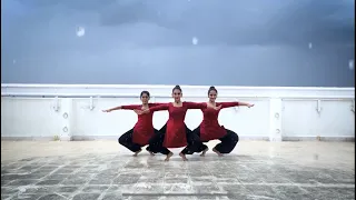 Bharathanatyam - Choreographed by Simran Sivakumar .