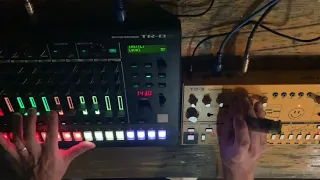 Acid time with Behringer TD-3 and Roland TR-8s - Classic 303 / 909 inspired Dawless Jam