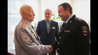 Начальник УМВД России по Владимирской области поздравил с 98-летием ветерана Анатолия Гаврилова