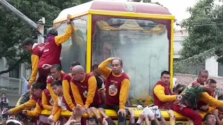 Black Nazarene image passes through Ayala Bridge in Manila