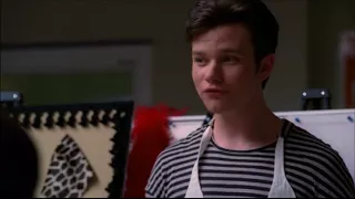 Glee - Puck Tells Kurt To See What The Warblers Are Doing 2x06