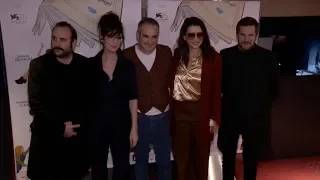 Juliette Binoche, Guillaume Canet and cast at Doubles Vies Premiere