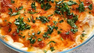 Creamy-cheesy Meatballs casserole/ Chifteluțe la cuptor cu sos alb și brânză