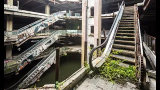 Mall abandonado en Tailandia.  1994