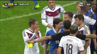 Thiago Motta schlägt Toni Kroos - Motta beats Kroos (Italia vs. Germany 1:1 - 15.11.13)