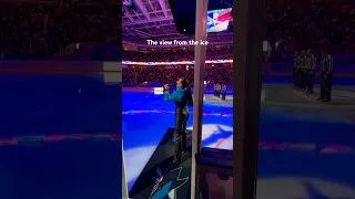 Let’s goooo 🎤🏒#nationalanthem #hockey #singer #nhl @sanjosesharks vs @canadiensmtl