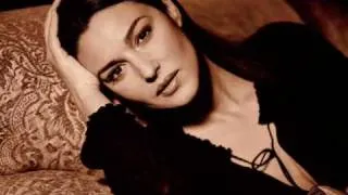 The Most Beautiful Women In The World - Monica Bellucci...