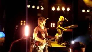 Bon Jovi - Who Says You Cant Go Home - BBC Radio Theatre