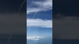 Someone captured yesterday’s  Chandrayaan-3 launch from a passenger plane 🚀