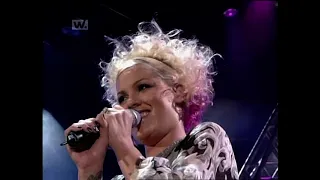 Pink- Just Like A Pill (Live At The Princes Trust Royal Gala, 2006)