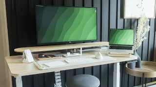 Beautiful White Themed Desk Setup!