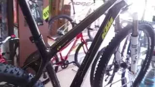 KTM MYROON ELITE 29" -- 2.015 --