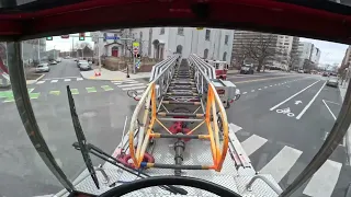 Harrisburg City Ladder 2 Responding from Station #2 to Harrisburg Hospital Downtown
