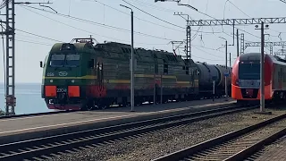 ,,Ещё один’’ Электропоезда ЭС1-??? и ЭС1-007 ,,Ласточка’’ и Электровоз 2ЭС4К-055 с грузовым поездом