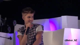 Justin Bieber live performance Thought Of You Acoustic 2012