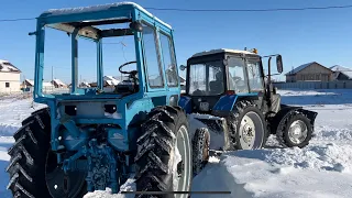 Затаскиваем МТЗ 82 в гараж и первый выезд!