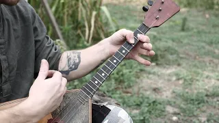 Сумецкая на балалайке/Как играть/Sumetskaya on the balalaika / How to play