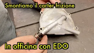 Smontiamo il  carter frizione della Vespa 50 N