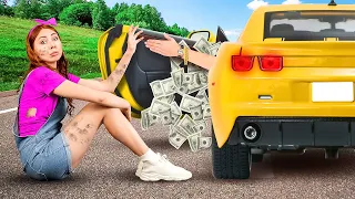 RICH STUDENT VS POOR STUDENT || Rich vs. Broke Girl at School || Funny Situations By La La Life GOLD