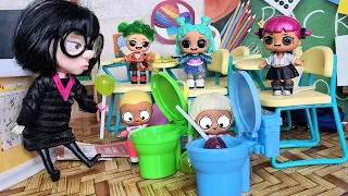 SWEET TOILET BOWLS FOR BOYS🤣🤣 Funny school, funny dolls LOL LOL surprise cartoons Darinelka