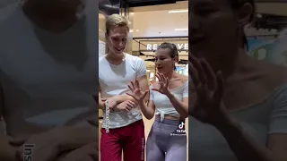 Fitness samka elevator prank VIDEO funny reaction tik tok meme