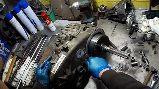 Jeep grand Cherokee 4.7 V8 2000г Разборка раздаточной коробки-Disassembly of the transfer case