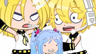 The kagamine twins (almost) get along