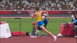 High jump approaches - slow motion