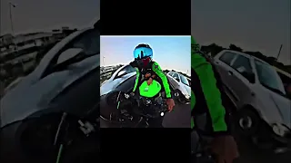 ZX6r cute girl reaction on traffic 😱🥹 ZX6r hyper ride 👿🥶 #shorts #zx6r #hyperride #cutegirlreaction