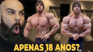 REAGINDO AO ATLETA MAIS NOVO DO MUNDO A SER TORNAR PROFISSIONAL BODYBUILDER