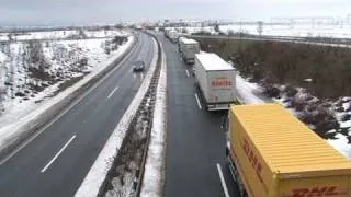 LKW-Fahrer verursacht schweren Unfall auf der B7 zwischen Weimar und Erfurt