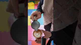 How to do latte art at home?  lelit PL91T , Espresso machine, Home cafe, Latte art tulip